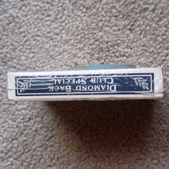 Historic Caesar's Palace VC casino Playing Cards with $1 Casino Chip - Picture 2 of 8